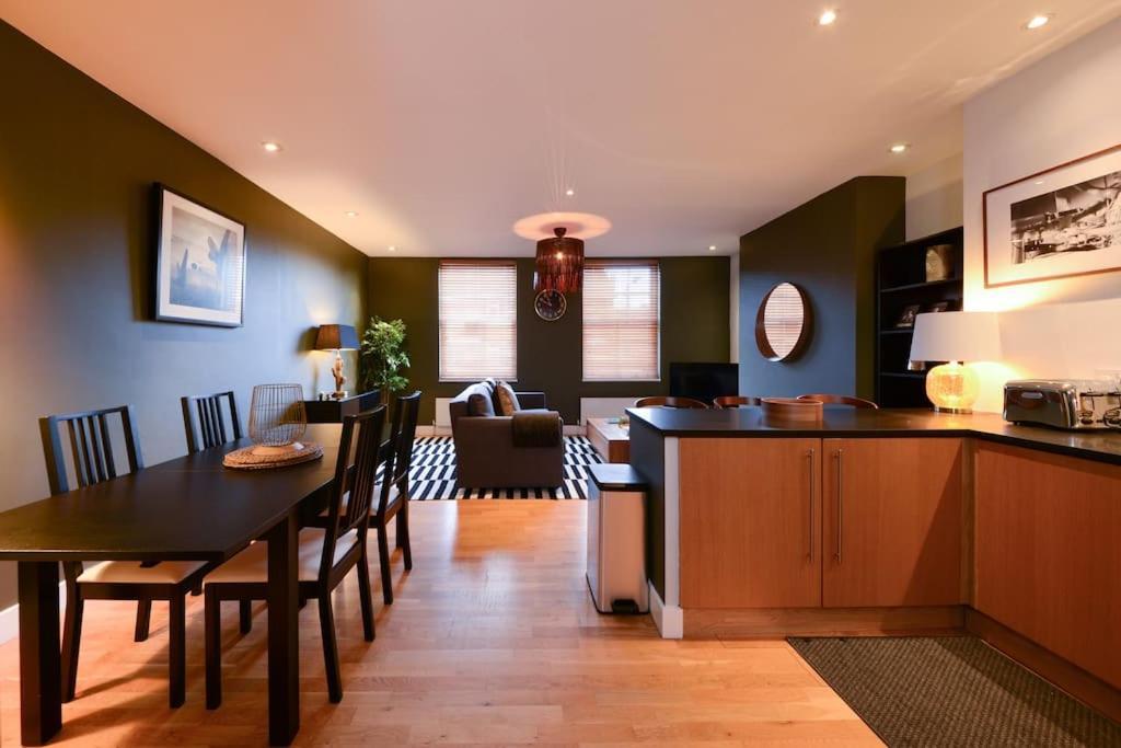 Mr2 - Charming 1 Bed Apartment, Munster Village London Kültér fotó